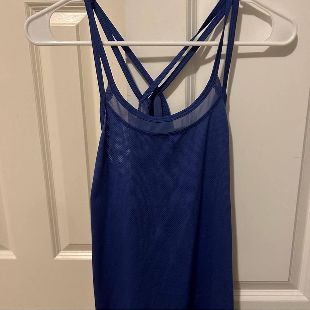 Champion athletic top